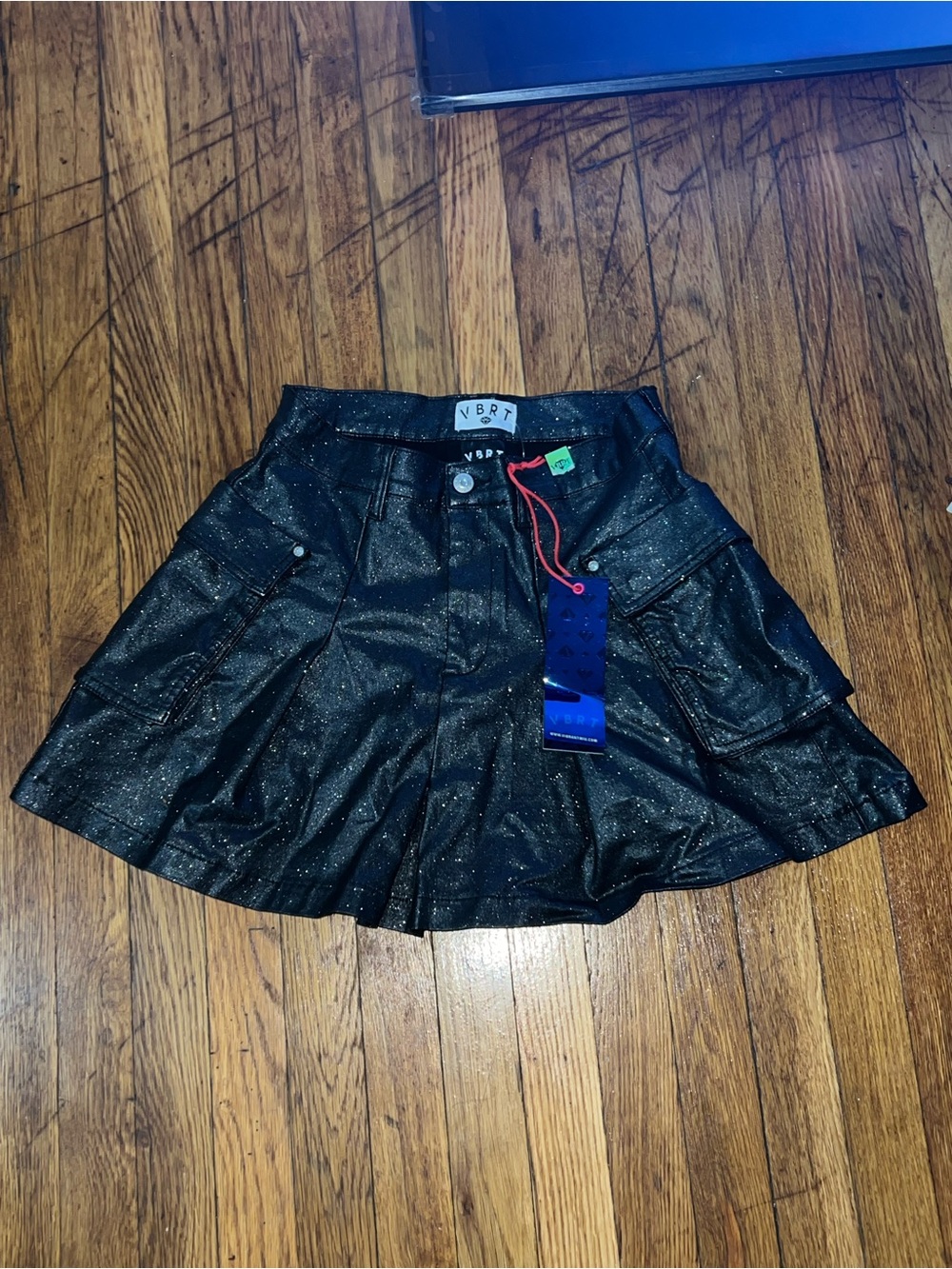 Metallic Pleated Mini Skirt - Black
